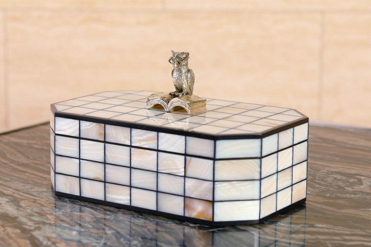 フクロウモチーフのボックス